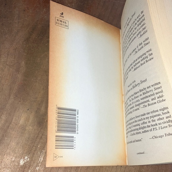 Original Penguin Red and Black Coffee Table Book - Picture 4 of 11